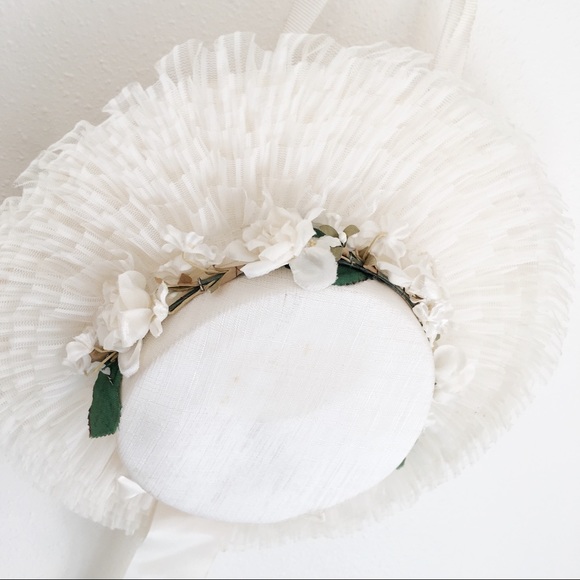 Antique Accessories - 1940s Spring Skimmer Sailor Hat